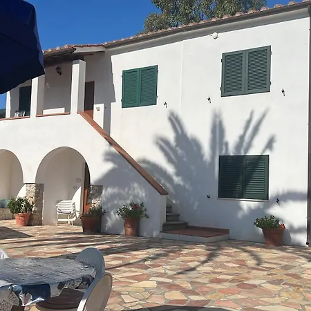 Apartment Anna Per Vacanza In Casale Di Charme
